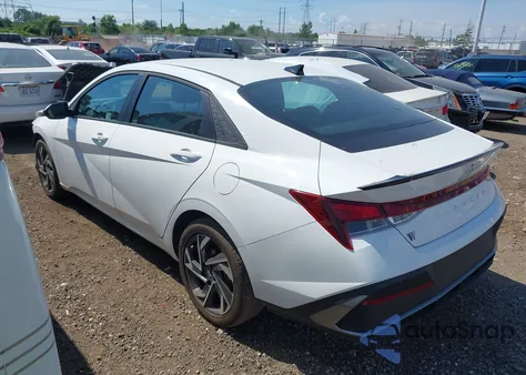 2025 Hyundai Elantra Sel Sport z USA, uszkodzony, nr VIN KMHLM4DG2SU973310